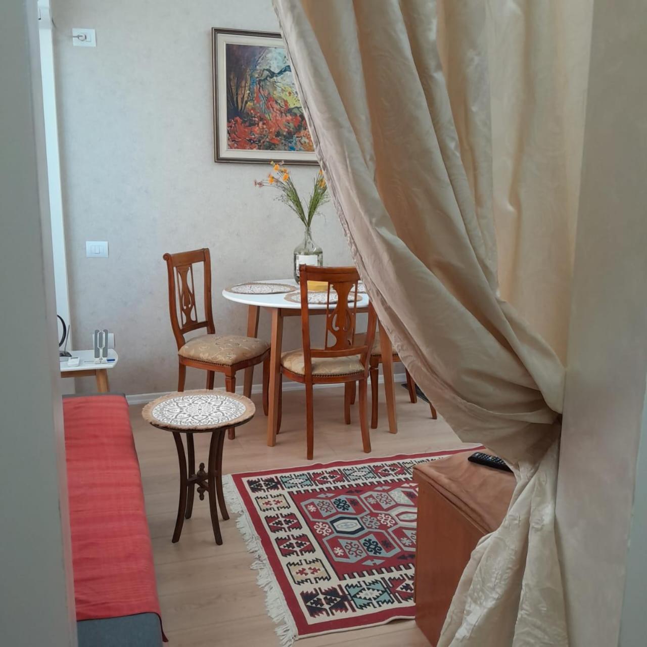 Bani'S Cozy Lovely Apt ティラナ エクステリア 写真