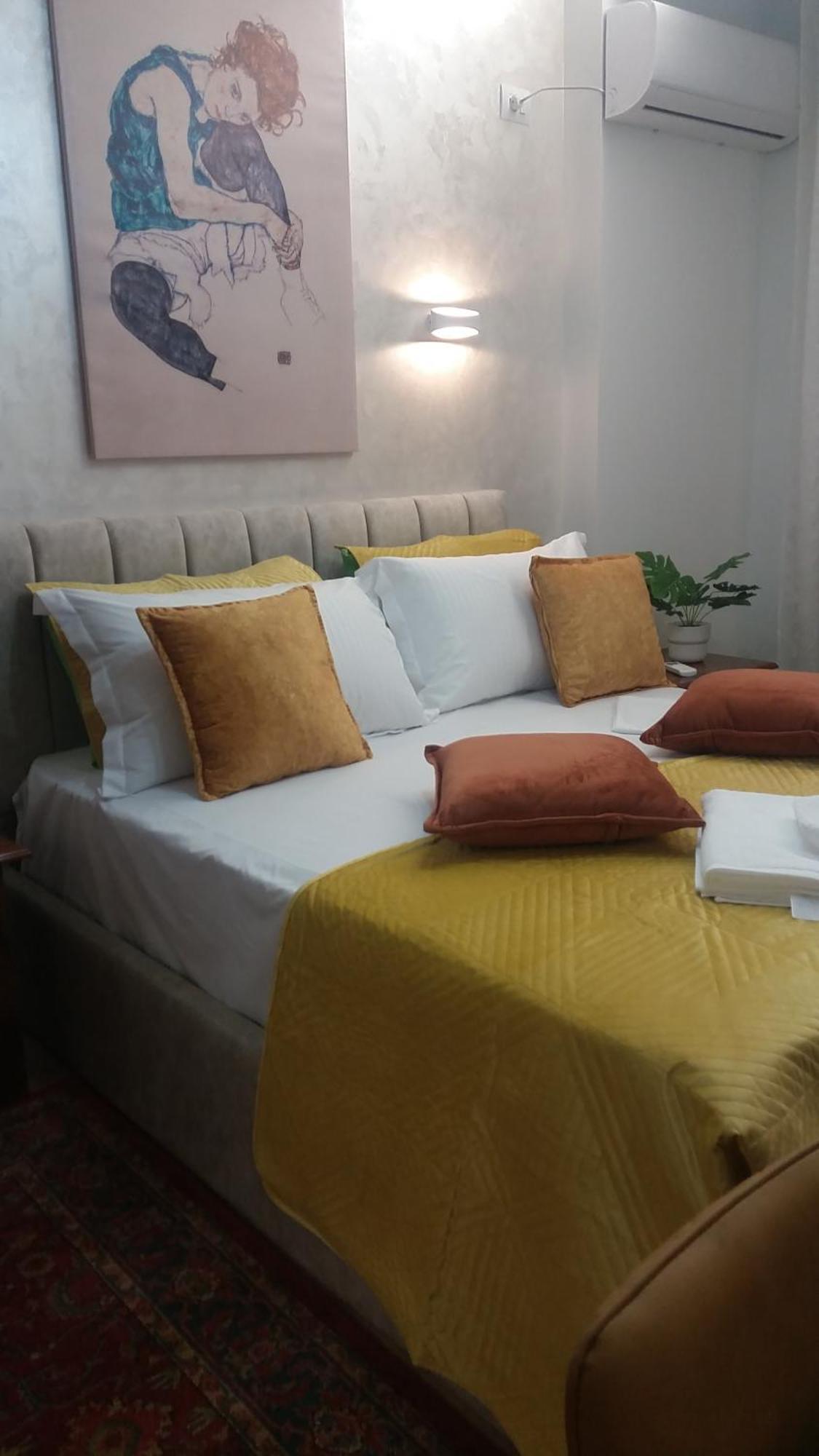 Bani'S Cozy Lovely Apt ティラナ エクステリア 写真